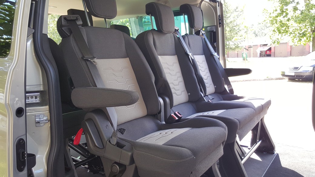 fotele w fordzie Tourneo Custom